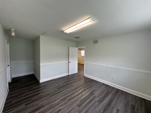 More Photos Of 6740 Taft St, Hollywood Medical For Lease