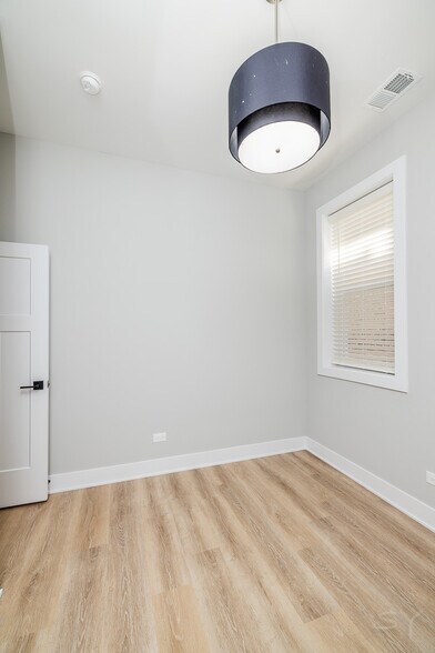 More Photos Of 3039 W 19th St, Chicago Apartments For Sale