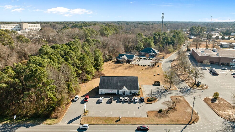 More Photos Of 2601 Herritage st, Kinston Medical For Sale