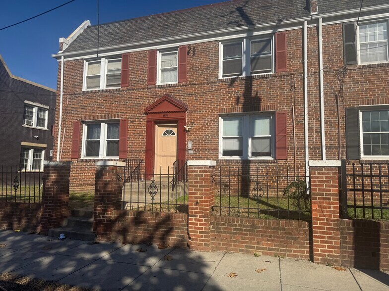 More Photos Of , Washington Multifamily For Sale