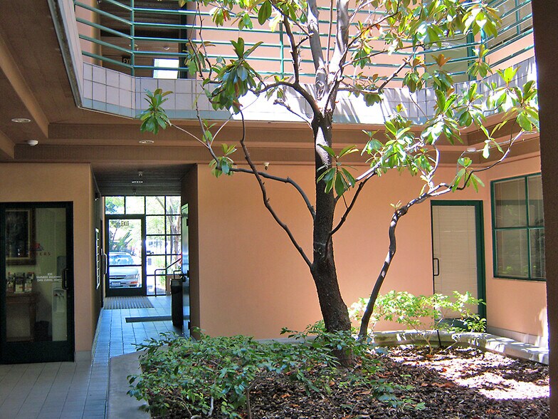 More Photos Of 2200 Range Ave, Santa Rosa Office For Lease