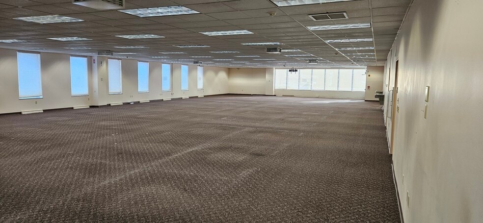 More Photos Of 4020 Durand Ave, Racine Office For Lease