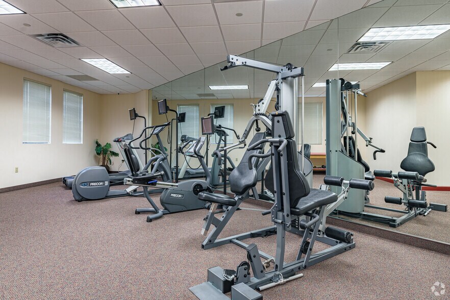 More Photos Of 850 NW Federal Hwy, Stuart Office For Lease