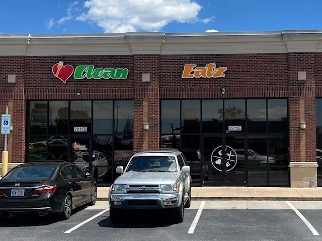 More Photos Of 2915-2921 Battleground Ave, Greensboro Restaurant For Lease