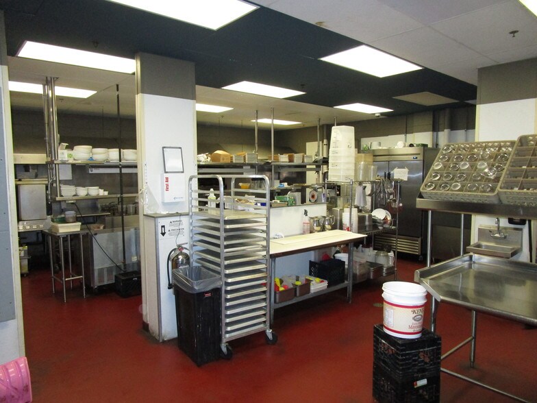 More Photos Of 11 Brown St, Portland Restaurant For Sale