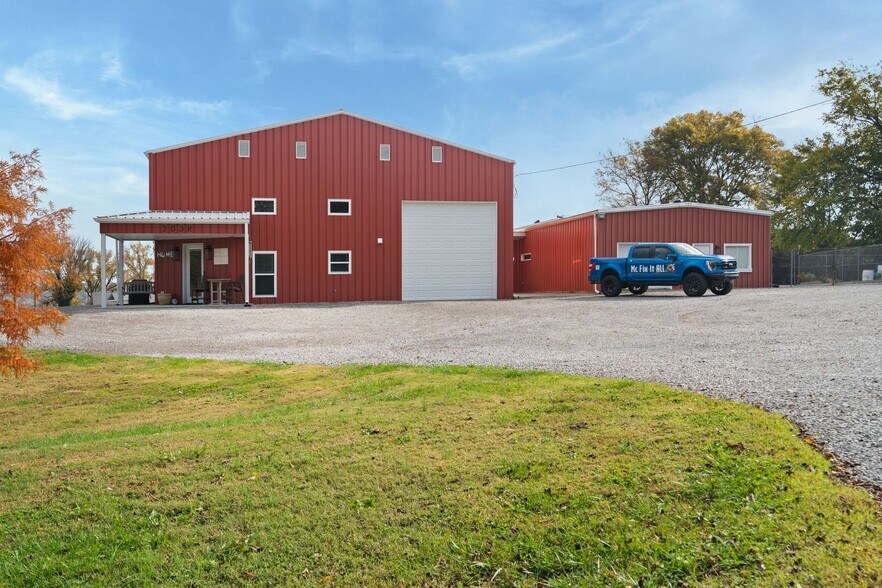 More Photos Of 201 Graves Rd, Goodlettsville Office For Sale