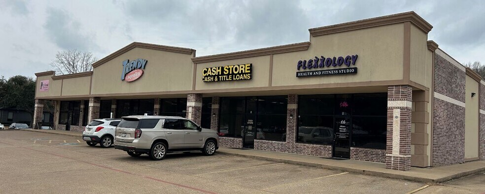 Primary Photo Of 1023 N University Dr, Nacogdoches Storefront For Lease