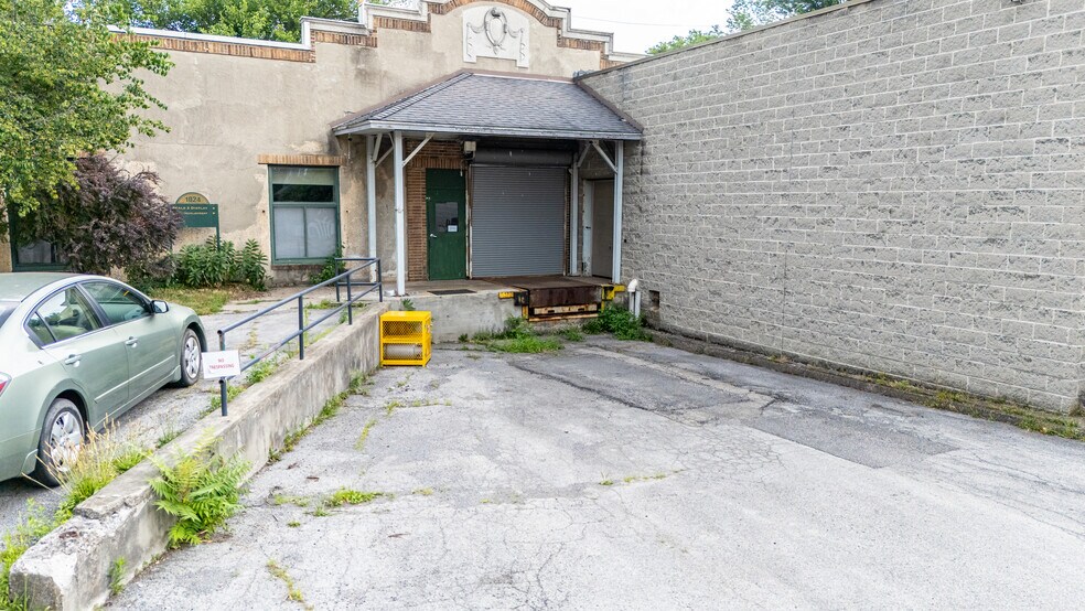 More Photos Of 1024 Garson Ave, Rochester Light Manufacturing For Sale