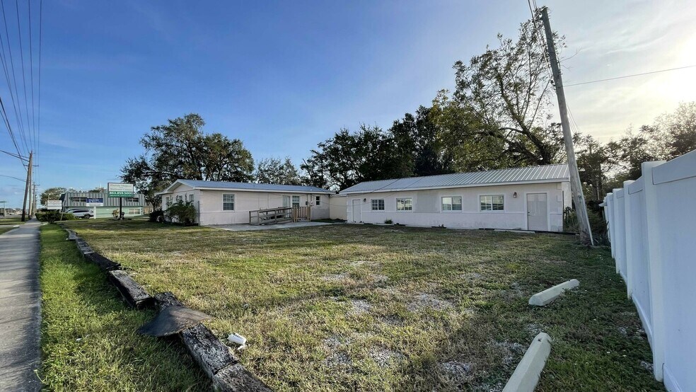 More Photos Of 1803 Salem Rd, Lakeland Medical For Sale