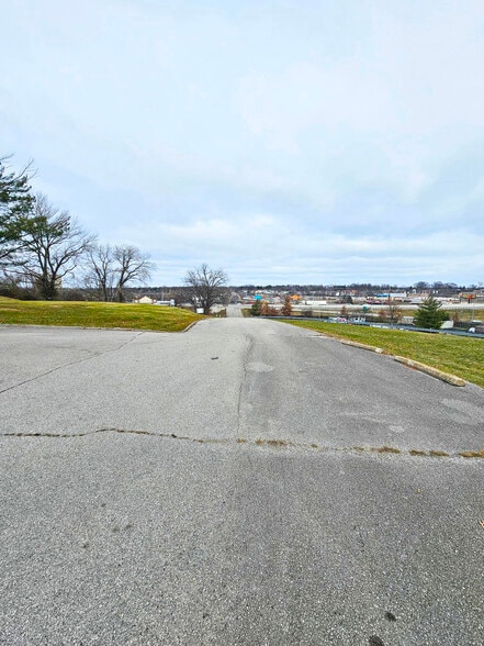 More Photos Of 10771 Trask Dr, Saint Louis Religious Facility For Sale