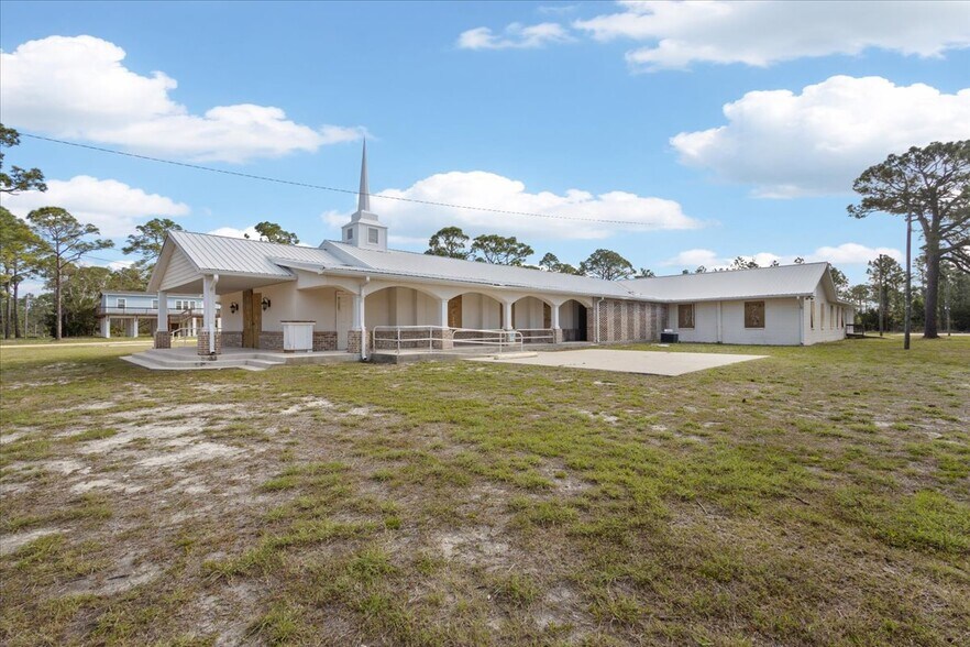 Primary Photo Of 21070 Beach Rd, Perry Specialty For Sale