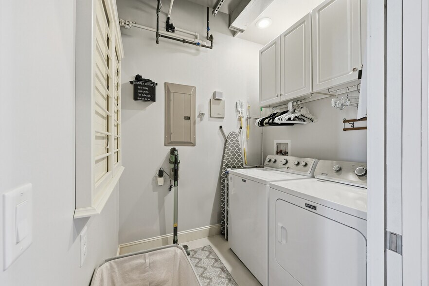 More Photos Of 219 S Sandusky Ave, Bucyrus Storefront Retail Residential For Sale