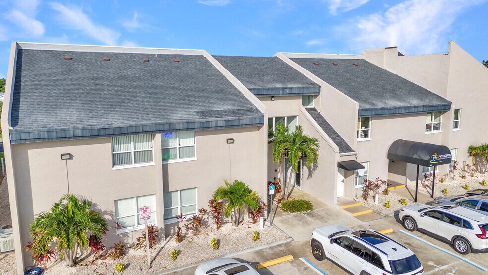 Primary Photo Of 3417 Tamiami Trl, Port Charlotte Medical For Lease