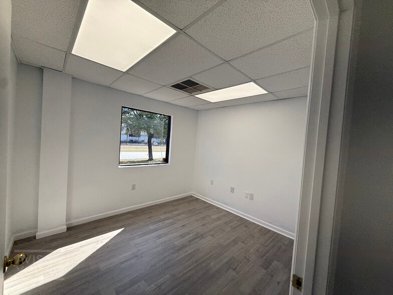 More Photos Of 9559 Hamburg Rd, Ladson Warehouse For Lease