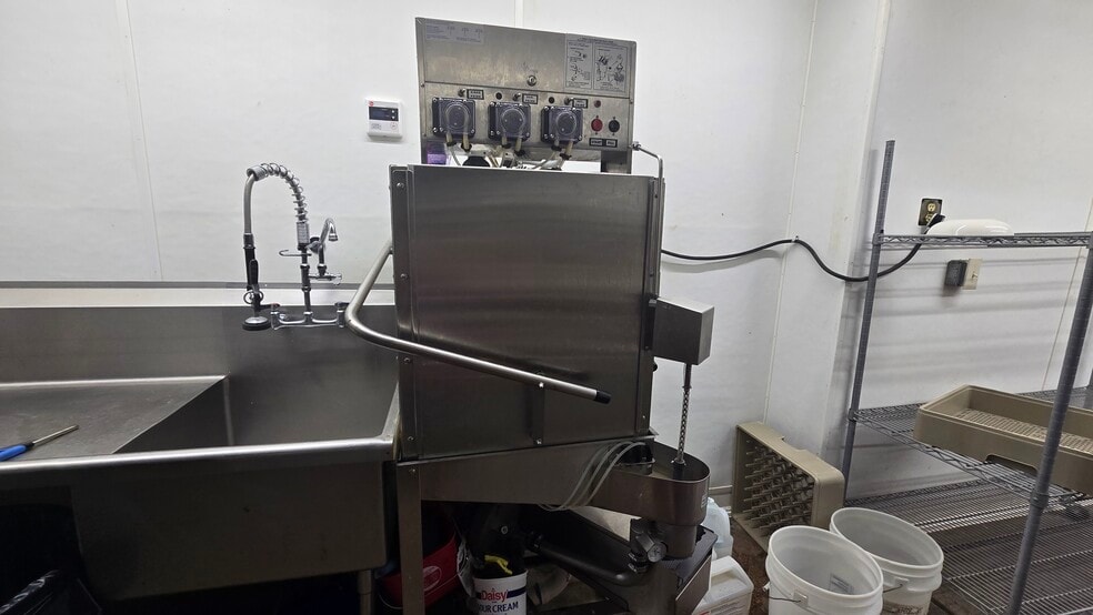 More Photos Of 4021 Acton Hwy, Granbury General Retail For Lease