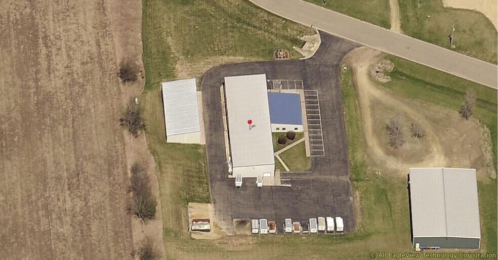 More Photos Of 855 Industrial Dr, Mondovi Distribution For Lease