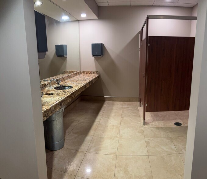 More Photos Of 11051 Broadway, Crown Point Office For Lease