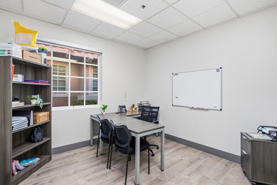 More Photos Of 3087 E Warm Springs Rd, Las Vegas Office For Sale