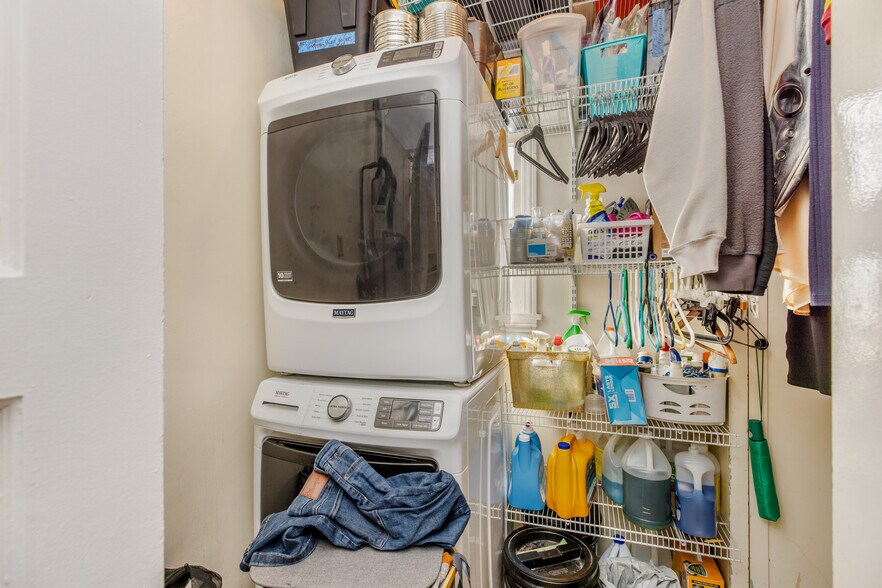 More Photos Of 1117 Mira Mar Ave, Long Beach Apartments For Sale