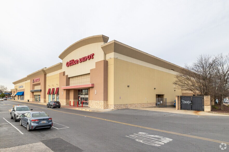 More Photos Of 8640 Pulaski Hwy, Rosedale Freestanding For Lease