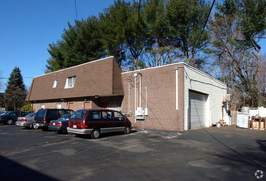 Primary Photo Of 13-15 Henry Ave, Feasterville Trevose Unknown For Lease