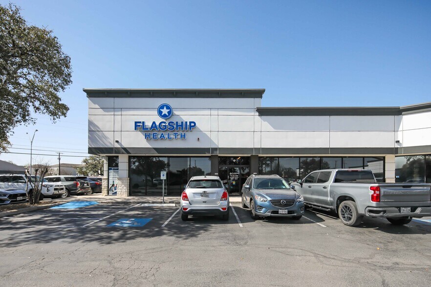 More Photos Of 7616 Culebra Rd, San Antonio Unknown For Lease
