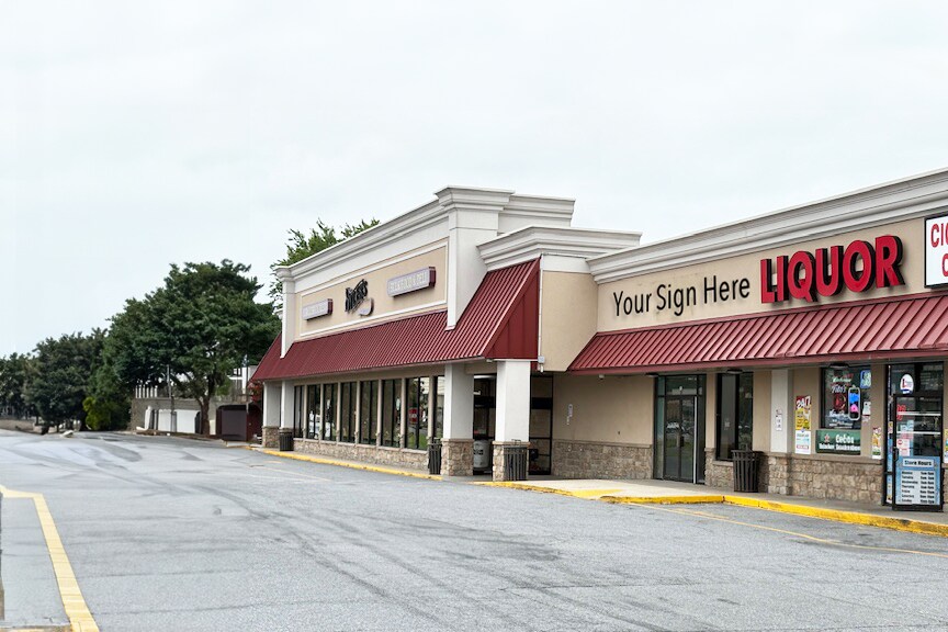 Primary Photo Of 17086-17092 S DuPont Hwy, Harrington General Retail For Lease