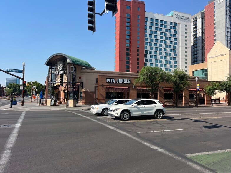 More Photos Of 4 E University Dr, Tempe Restaurant For Lease