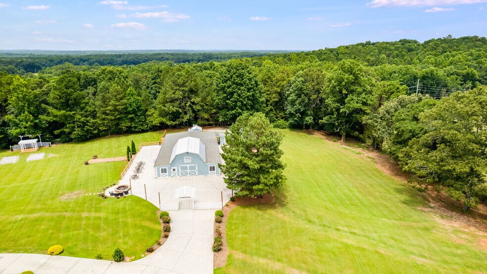 More Photos Of 100 McPherson Rd, Villa Rica Lodge Meeting Hall For Sale
