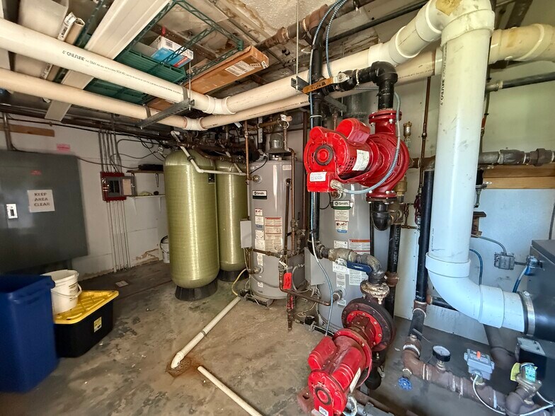 More Photos Of 702 Cedar Ave, Laurel Multifamily For Sale