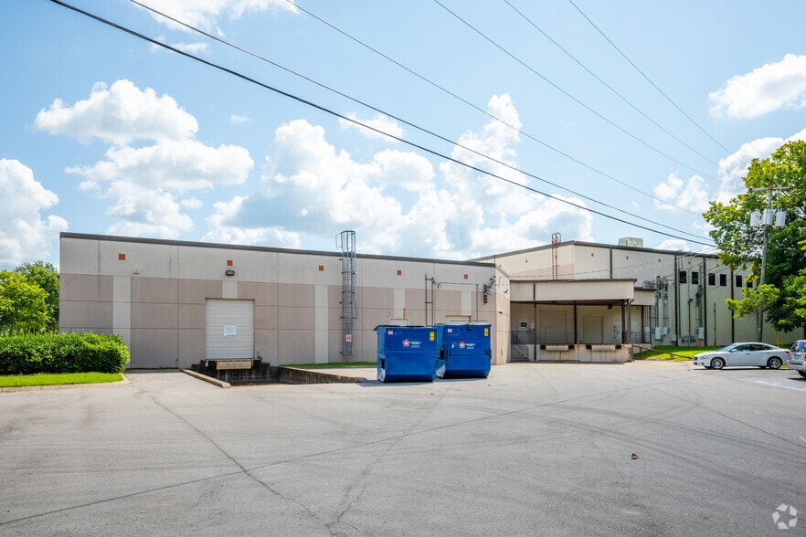 More Photos Of 500-520 Royal Pky, Nashville Unknown For Lease