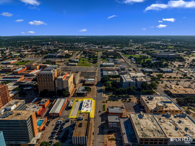 More Photos Of 705 Lamar St, Wichita Falls Office For Sale