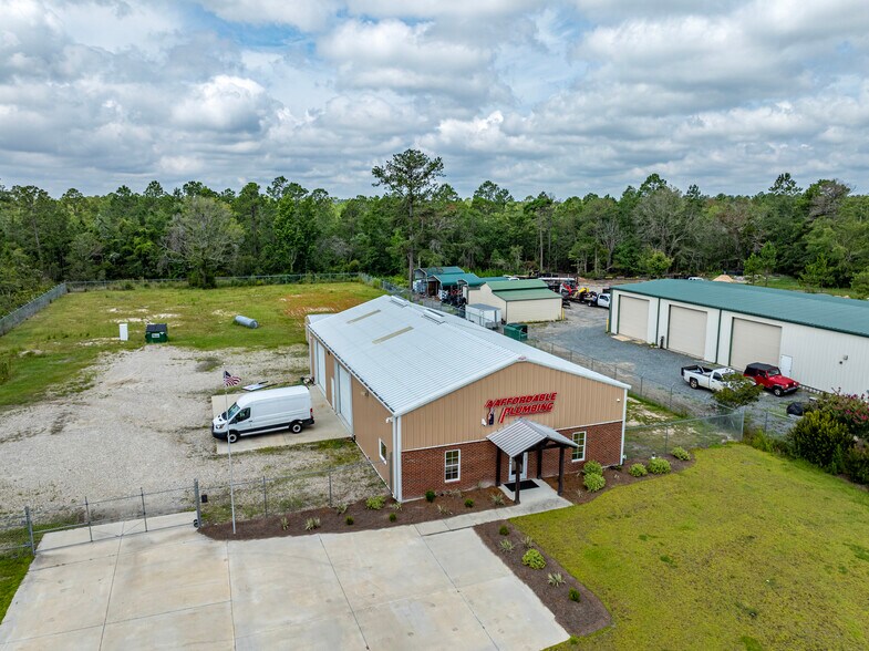 More Photos Of 19358 Valdosta Hwy, Valdosta Light Distribution For Lease