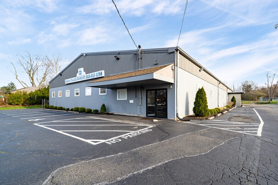 More Photos Of 6962 Coles Rd, Middletown General Retail For Sale