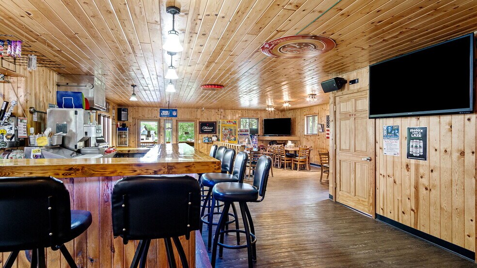 More Photos Of N1107 Roses Resort Rd, Weyerhaeuser Trailer Camper Park For Sale