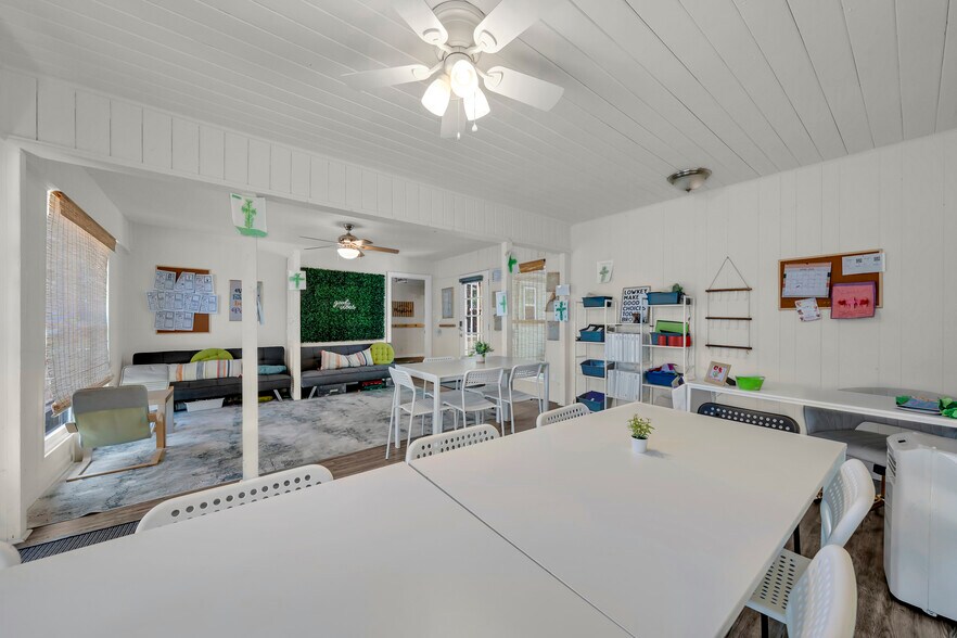 More Photos Of 1001 Randall Ave, Daphne Office Residential For Sale