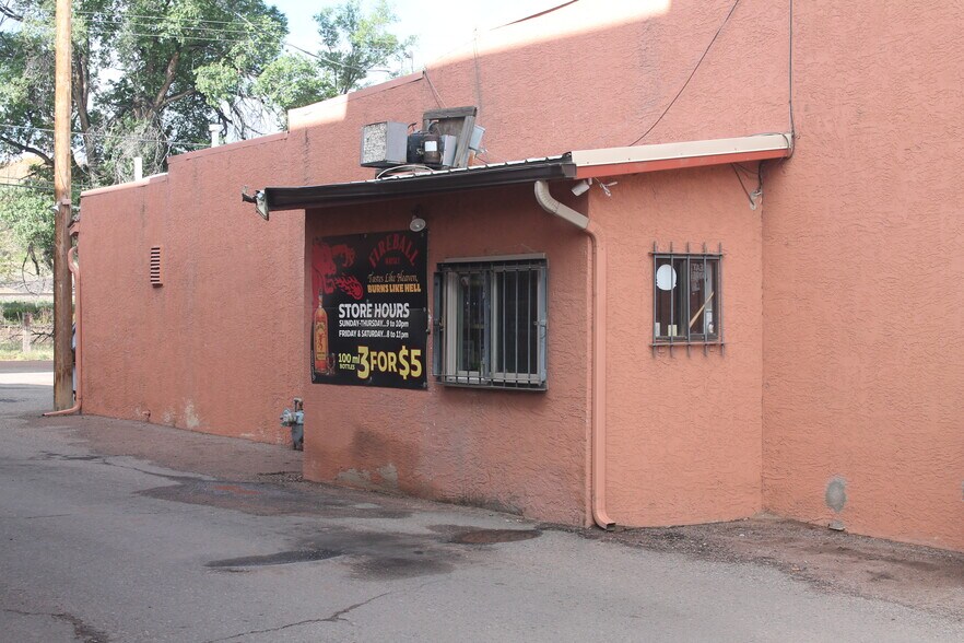 More Photos Of 215 W Main St, Florence General Retail For Sale
