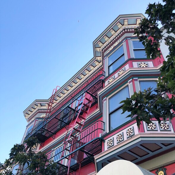 More Photos Of 1659-1665 Haight St, San Francisco Hotel For Lease