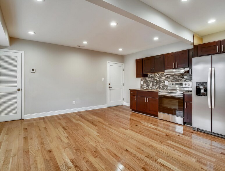 More Photos Of 4649 Hillside Rd SE, Washington Apartments For Sale