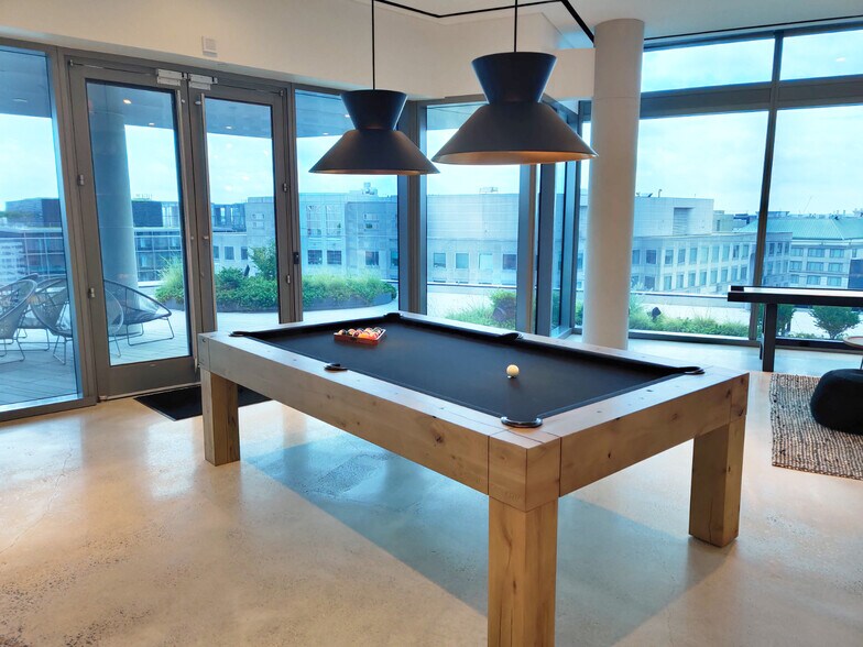 More Photos Of 1201 New York Ave NW, Washington Office For Lease