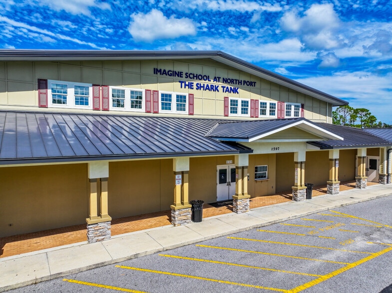 More Photos Of 2597 Sycamore St, North Port Schools For Sale