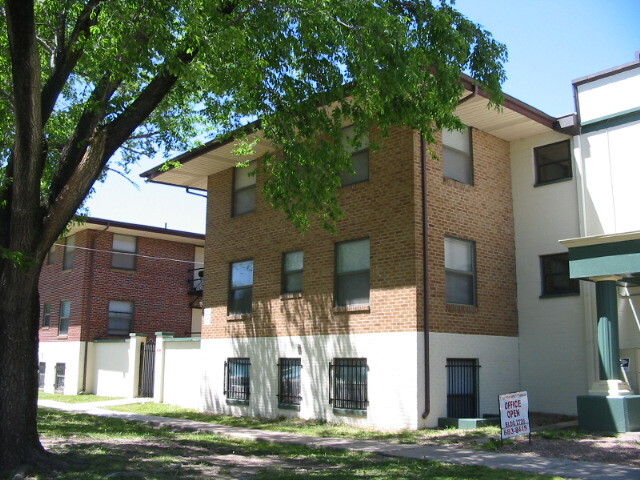 Primary Photo Of 2704-2810 E 9th st, Wichita Apartments For Sale