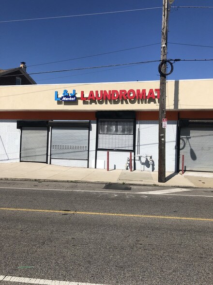 More Photos Of 5734 Old Second St, Philadelphia Storefront For Lease