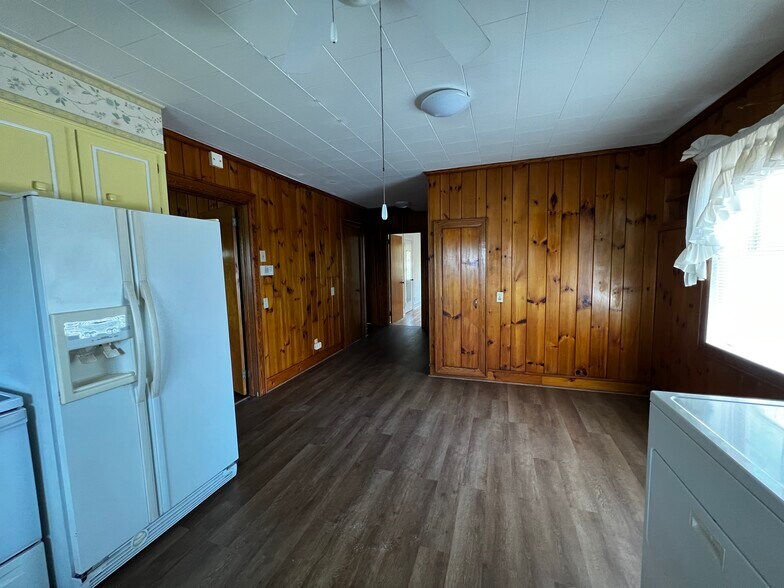 More Photos Of 2525 W Franklin Blvd, Gastonia Office For Sale