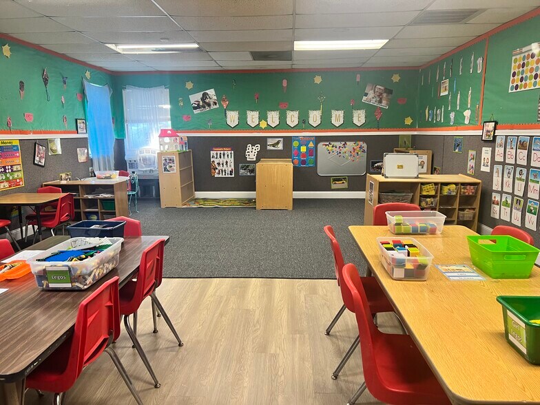 More Photos Of 662 S Edmonds Ln, Lewisville Daycare Center For Sale