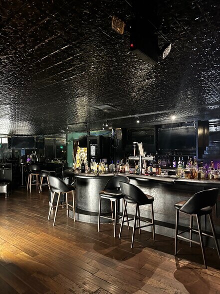 More Photos Of 2538-2540 Hyperion Ave, Los Angeles Restaurant For Lease