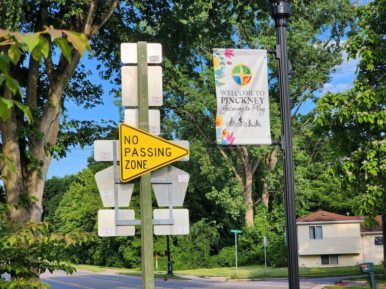 More Photos Of 545 E Main St, Pinckney Office Residential For Sale