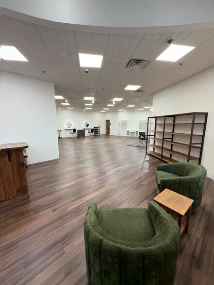 More Photos Of 451-465 Canyon del Rey Blvd, Del Rey Oaks Unknown For Lease