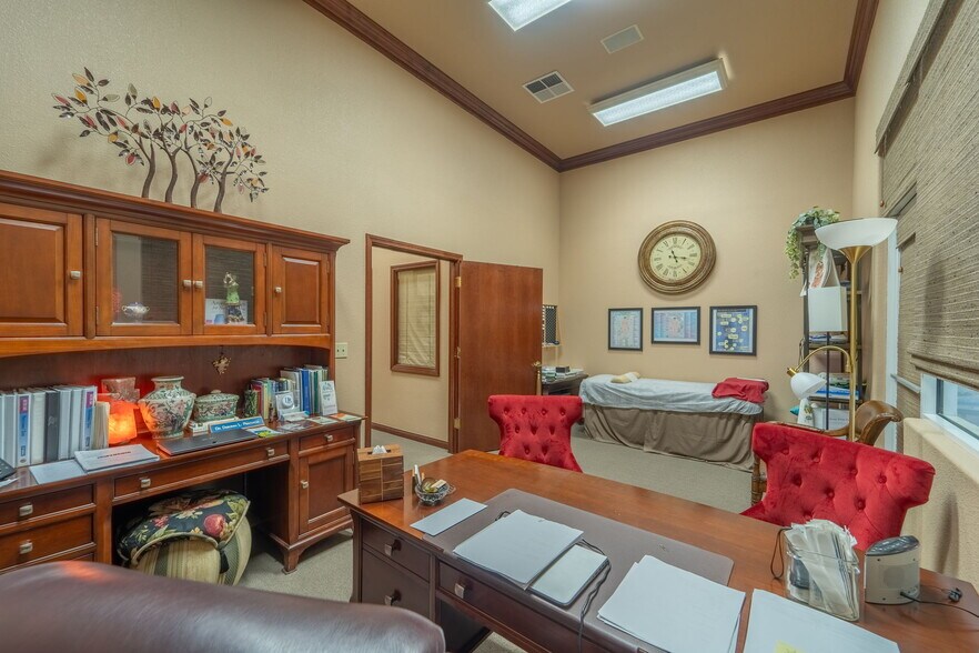 More Photos Of 1444 W Main St, Ripon Medical For Sale