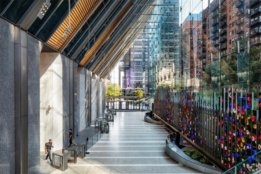 More Photos Of 150 N Riverside Plz, Chicago Office For Lease